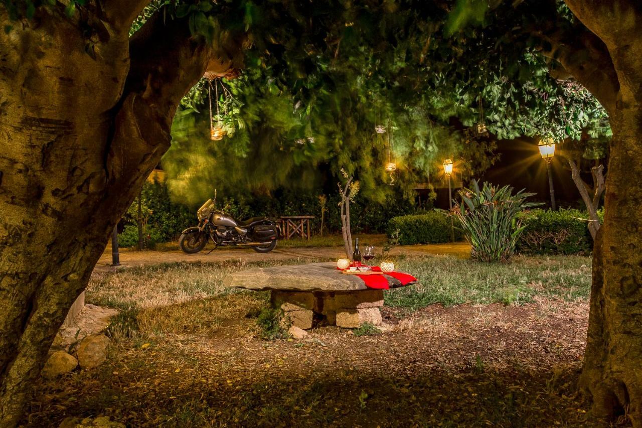Agriturismo Tenuta Stoccatello Менфи Екстериор снимка