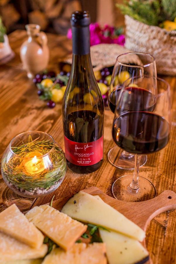 Agriturismo Tenuta Stoccatello Менфи Екстериор снимка