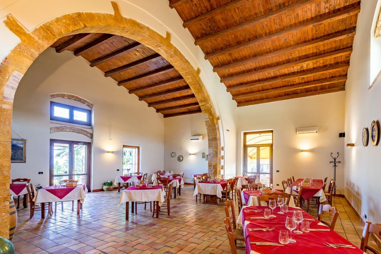Agriturismo Tenuta Stoccatello Менфи Екстериор снимка